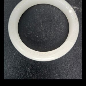 Elegant White‎ Bangle Bracelet